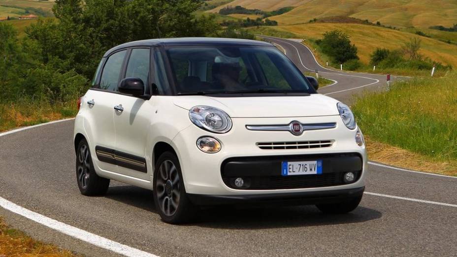 MINIVAN COMPACTA - Fiat 500L (empate) | <a href="https://preprod.quatrorodas.abril.com.br/noticias/seguranca/euro-ncap-divulga-lista-carros-mais-seguros-2012-731866.shtml" rel="migration">Leia mais</a>