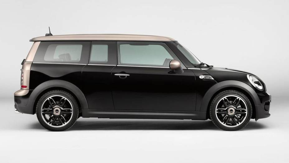 Já as rodas de liga-leve, de 17 polegadas, contam com a insígnia Bond Street gravada | <a href="%20https://preprod.quatrorodas.abril.com.br/saloes/genebra/2013/mini-clubman-bond-street-734431.shtml" rel="migration">Leia mais</a>