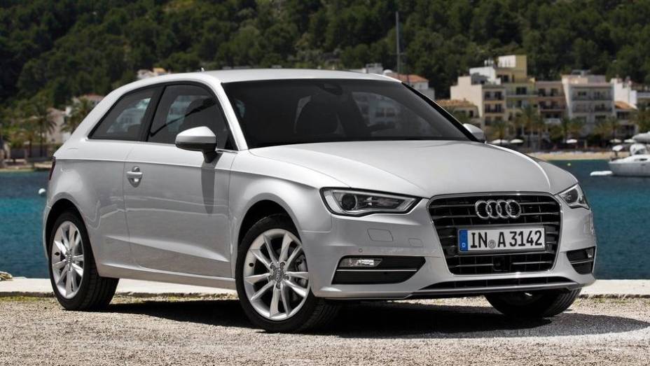 CARRO DO ANO - Audi A3 | <a href="https://preprod.quatrorodas.abril.com.br/noticias/mercado/finalistas-premio-carro-mundial-2013-sao-revelados-732525.shtml" rel="migration">Leia mais</a>