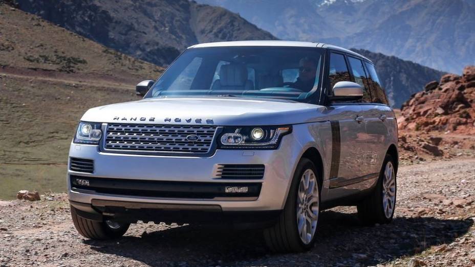 CARRO DO ANO - Land Rover Range Rover | <a href="https://preprod.quatrorodas.abril.com.br/noticias/mercado/finalistas-premio-carro-mundial-2013-sao-revelados-732525.shtml" rel="migration">Leia mais</a>