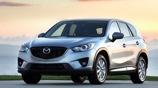 CARRO DO ANO - Mazda CX5 | <a href="https://preprod.quatrorodas.abril.com.br/noticias/mercado/finalistas-premio-carro-mundial-2013-sao-revelados-732525.shtml" rel="migration">Leia mais</a> CARRO DO ANO - Mazda CX5 | <a href="https://preprod.quatrorodas.abril.com.br/noticias/mercado/finalistas-premio-carro-mundial-2013-sao-revelados-732525.shtml" rel="migration">Leia mais</a>