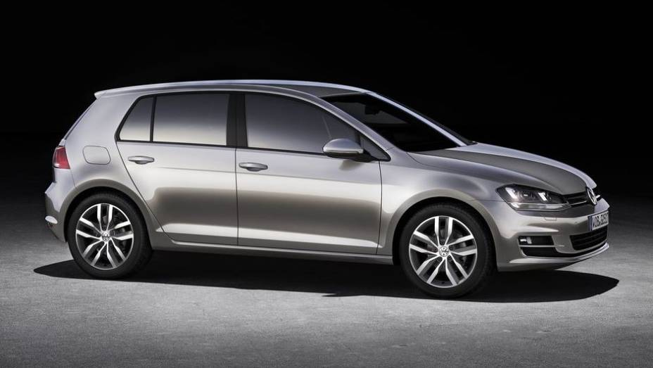 DESIGN AUTOMOTIVO - Volkswagen Golf | <a href="https://preprod.quatrorodas.abril.com.br/noticias/mercado/finalistas-premio-carro-mundial-2013-sao-revelados-732525.shtml" rel="migration">Leia mais</a>