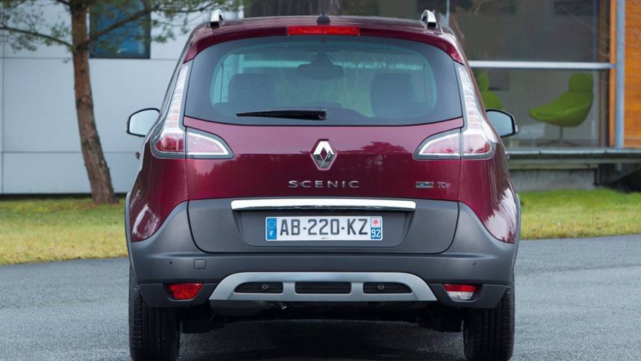 Mas o grande destaque é o sistema Grip Xtend | <a href="https://preprod.quatrorodas.abril.com.br/saloes/genebra/2013/renault-scenic-xmod-734868.shtml" rel="migration">Leia mais</a>