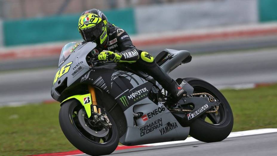 De volta à Yamaha, Valentino Rossi foi o quarto colocado | <a href="https://preprod.quatrorodas.abril.com.br/moto/noticias/motogp-pedrosa-lidera-primeiro-dia-testes-732984.shtml" rel="migration">Leia mais</a>