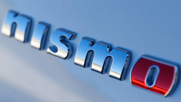 Embora use o mesmo motor 3.7 V6 do modelo anterior, ele teve a potência aumentada para 344 cv | <a href="https://preprod.quatrorodas.abril.com.br/noticias/fabricantes/nissan-370z-nismo-fica-mais-rapido-731599.shtml" rel="migration">Leia mais</a> Embora use o mesmo motor 3.7 V6 do modelo anterior, ele teve a potência aumentada para 344 cv | <a href="https://preprod.quatrorodas.abril.com.br/noticias/fabricantes/nissan-370z-nismo-fica-mais-rapido-731599.shtml" rel="migration">Leia mais</a>