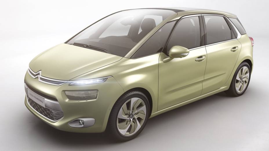 A Citroën apresentou o protótipo Technospace, que antecipa a nova geração do C4 Picasso | <a href="%20https://preprod.quatrorodas.abril.com.br/saloes/genebra/2013/citroen-technospace-734593.shtml" rel="migration">Leia mais</a>