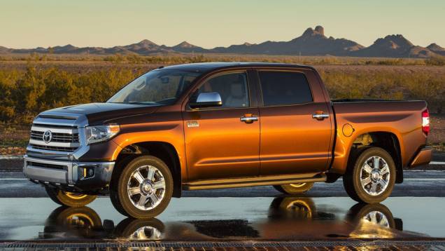 A Toyota apresentou a nova Tundra | <a href="https://preprod.quatrorodas.abril.com.br/noticias/fabricantes/toyota-enfim-apresenta-nova-tundra-733332.shtml" rel="migration">Leia mais</a> A Toyota apresentou a nova Tundra | <a href="https://preprod.quatrorodas.abril.com.br/noticias/fabricantes/toyota-enfim-apresenta-nova-tundra-733332.shtml" rel="migration">Leia mais</a>