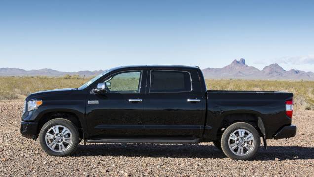 Por outro lado, as opções de motorização da Tundra permanecem as mesmas no modelo anterior | <a href="https://preprod.quatrorodas.abril.com.br/noticias/fabricantes/toyota-enfim-apresenta-nova-tundra-733332.shtml" rel="migration">Leia mais</a> Por outro lado, as opções de motorização da Tundra permanecem as mesmas no modelo anterior | <a href="https://preprod.quatrorodas.abril.com.br/noticias/fabricantes/toyota-enfim-apresenta-nova-tundra-733332.shtml" rel="migration">Leia mais</a>
