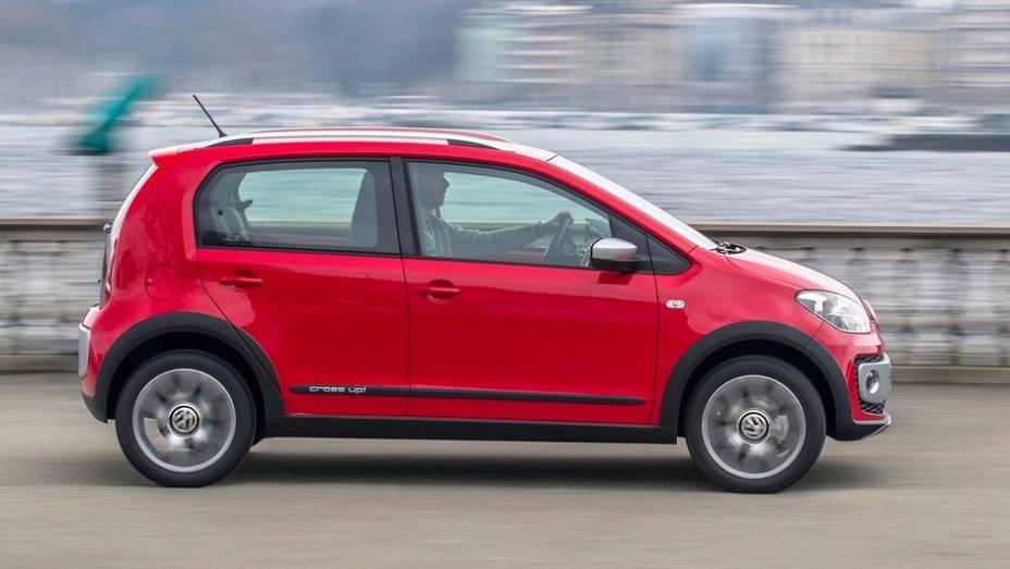 A versão Cross só estará disponível no Up! de cinco portas | <a href="https://preprod.quatrorodas.abril.com.br/saloes/genebra/2013/vw-cross-up-734147.shtml" rel="migration">Leia mais</a> A versão Cross só estará disponível no Up! de cinco portas | <a href="https://preprod.quatrorodas.abril.com.br/saloes/genebra/2013/vw-cross-up-734147.shtml" rel="migration">Leia mais</a>