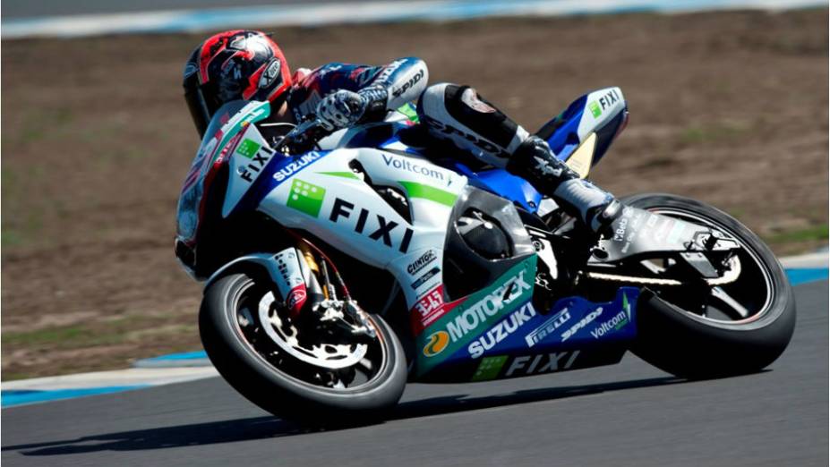 Leon Camier liderou o segundo dia de testes do Superbike em Phillip Island. <a href="https://preprod.quatrorodas.abril.com.br/moto/noticias/superbike-camier-lidera-2o-dia-phillip-island-733687.shtml" rel="migration">Leia mais</a>