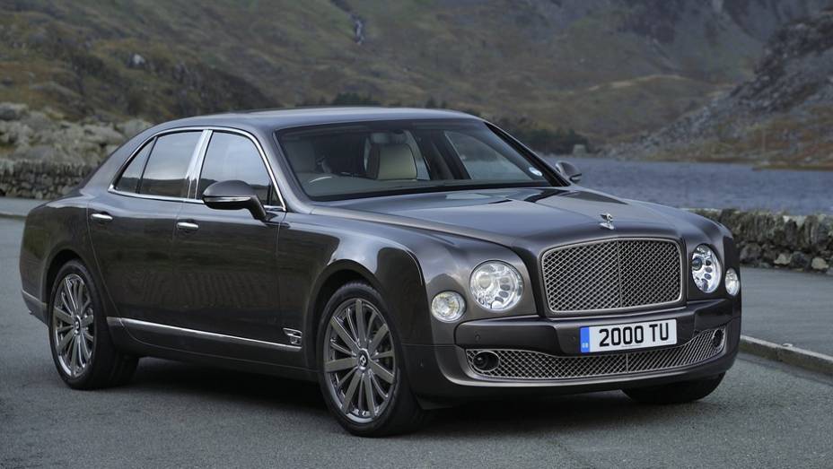 A Bentley leva para este Salão de Genebra uma versão atualizada do Mulsanne | <a href="https://preprod.quatrorodas.abril.com.br/saloes/genebra/2013/bentley-mulsanne-2014-734713.shtml" rel="migration">Leia mais</a>