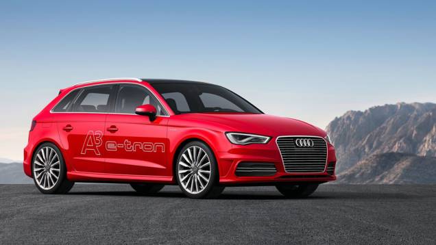 A marca de Ingolstadt também mostra o A3 e-tron no evento suíço | <a href="https://preprod.quatrorodas.abril.com.br/saloes/genebra/2013/audi-a3-e-tron-734416.shtml" rel="migration">Leia mais</a> A marca de Ingolstadt também mostra o A3 e-tron no evento suíço | <a href="https://preprod.quatrorodas.abril.com.br/saloes/genebra/2013/audi-a3-e-tron-734416.shtml" rel="migration">Leia mais</a>