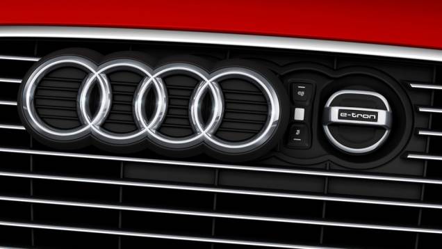 Com tanta tecnologia, o carro acelera de 0 a 100 km/h em 7,6 segundos, chegando aos 222 km/h | <a href="%20https://preprod.quatrorodas.abril.com.br/saloes/genebra/2013/audi-a3-e-tron-734416.shtml" rel="migration">Leia mais</a> Com tanta tecnologia, o carro acelera de 0 a 100 km/h em 7,6 segundos, chegando aos 222 km/h | <a href="%20https://preprod.quatrorodas.abril.com.br/saloes/genebra/2013/audi-a3-e-tron-734416.shtml" rel="migration">Leia mais</a>