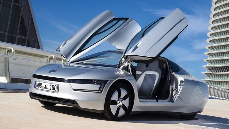 Ele chega à impressionante marca de 111 km/l | <a href="https://preprod.quatrorodas.abril.com.br/saloes/genebra/2013/vw-xl1-734390.shtml" rel="migration">Leia mais</a>