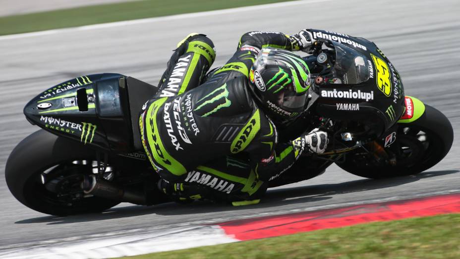 Cal Crutchlow ficou com o sexto melhor tempo. <a href="https://preprod.quatrorodas.abril.com.br/moto/noticias/motogp-pedrosa-mais-rapido-sepang-734603.shtml" rel="migration">Leia mais</a>