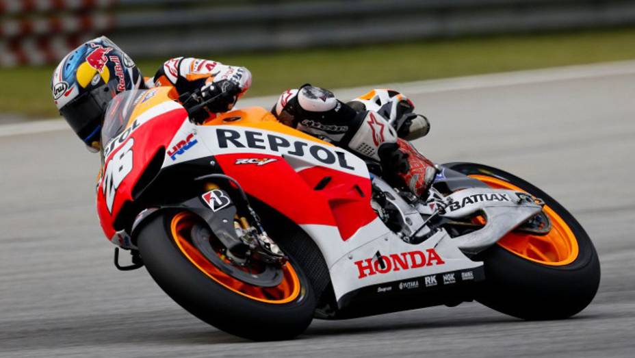 Dani Pedrosa dominou os testes em Sepang. <a href="https://preprod.quatrorodas.abril.com.br/moto/noticias/motogp-pedrosa-mais-rapido-sepang-734603.shtml" rel="migration">Leia mais</a>