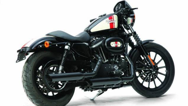 Existem apenas 25 unidades da Harley-Davidson Iron 883 Quarter Mile 2013. O preço? 12.250 euros. <a href="%20https://preprod.quatrorodas.abril.com.br/moto/noticias/h-dlanca-edicoes-limitadas-espanha-734778.shtml" rel="migration">Leia mais</a> Existem apenas 25 unidades da Harley-Davidson Iron 883 Quarter Mile 2013. O preço? 12.250 euros. <a href="%20https://preprod.quatrorodas.abril.com.br/moto/noticias/h-dlanca-edicoes-limitadas-espanha-734778.shtml" rel="migration">Leia mais</a>