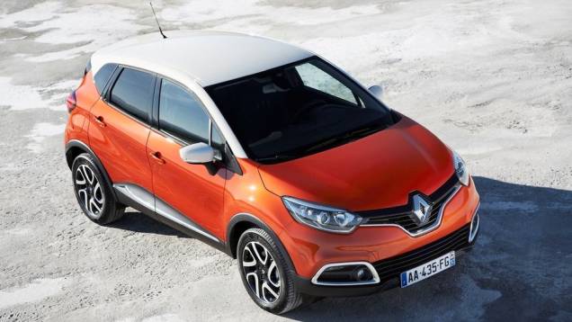 O Captur tem 4,12 metros de comprimento, sendo 15 milímetros mais curto que o Nissan Juke | <a href="%20https://preprod.quatrorodas.abril.com.br/saloes/genebra/2013/renault-captur-734871.shtml" rel="migration">Leia mais</a> O Captur tem 4,12 metros de comprimento, sendo 15 milímetros mais curto que o Nissan Juke | <a href="%20https://preprod.quatrorodas.abril.com.br/saloes/genebra/2013/renault-captur-734871.shtml" rel="migration">Leia mais</a>