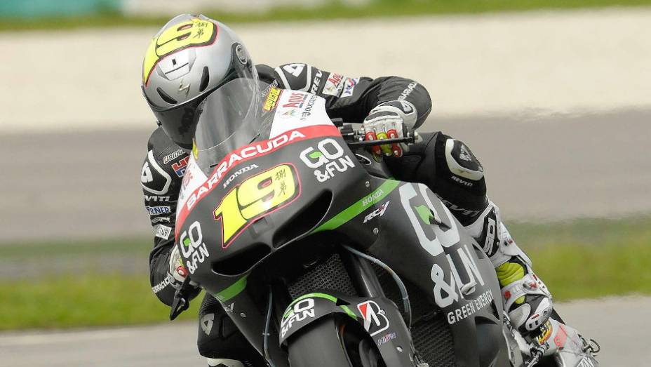 Álvaro Bautista (GO&FUN Honda Gresini) garantiu a quinta melhor marca. <a href="https://preprod.quatrorodas.abril.com.br/moto/noticias/motogp-pedrosa-lidera-ultimo-dia-sepang-734820.shtml" rel="migration">Leia mais</a> Álvaro Bautista (GO&FUN Honda Gresini) garantiu a quinta melhor marca. <a href="https://preprod.quatrorodas.abril.com.br/moto/noticias/motogp-pedrosa-lidera-ultimo-dia-sepang-734820.shtml" rel="migration">Leia mais</a>