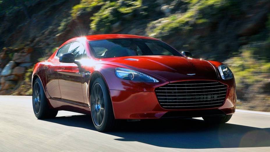 A Aston Martin revelou o Rapide S | <a href="https://preprod.quatrorodas.abril.com.br/saloes/genebra/2013/aston-martin-rapide-s-2013-734925.shtml" rel="migration">Leia mais</a>