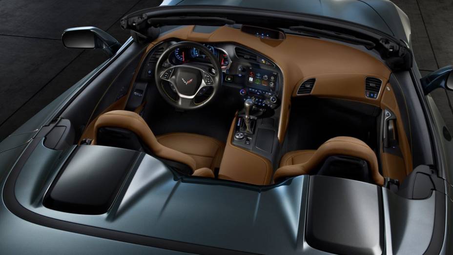 Corvette Stingray conversível | <a href="https://preprod.quatrorodas.abril.com.br/saloes/genebra/2013/chevrolet-corvette-stingray-conversivel-735080.shtml" rel="migration">Leia mais</a>