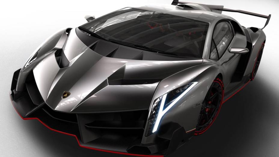 A Lamborghini faz aniversário, mas quem ganha o presente é você! Ou não... | <a href="https://preprod.quatrorodas.abril.com.br/saloes/genebra/2013/lamborghini-veneno-735176.shtml" rel="migration">Leia mais</a>