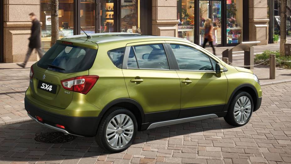 Em termos de design, o SX4 ganhou tem lanternas traseiras reformuladas... | <a href="%20https://preprod.quatrorodas.abril.com.br/saloes/genebra/2013/suzuki-sx4-735279.shtml" rel="migration">Leia mais</a>