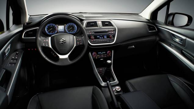 Quanto à motorização, há opções 1.6 a gasolina e 1.6 a diesel | <a href="https://preprod.quatrorodas.abril.com.br/saloes/genebra/2013/suzuki-sx4-735279.shtml" rel="migration">Leia mais</a> Quanto à motorização, há opções 1.6 a gasolina e 1.6 a diesel | <a href="https://preprod.quatrorodas.abril.com.br/saloes/genebra/2013/suzuki-sx4-735279.shtml" rel="migration">Leia mais</a>