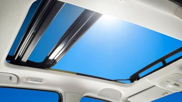 Nos dois casos, estão disponíveis versões com tração em duas ou quatro rodas | <a href="%20https://preprod.quatrorodas.abril.com.br/saloes/genebra/2013/suzuki-sx4-735279.shtml" rel="migration">Leia mais</a> Nos dois casos, estão disponíveis versões com tração em duas ou quatro rodas | <a href="%20https://preprod.quatrorodas.abril.com.br/saloes/genebra/2013/suzuki-sx4-735279.shtml" rel="migration">Leia mais</a>
