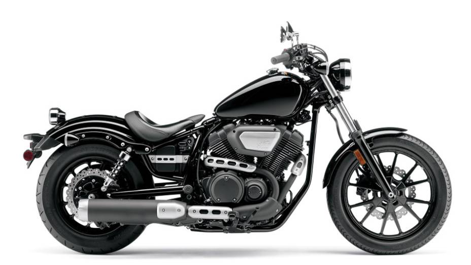 Yamaha Star Bolt também está disponível na cor preta | <a href="https://preprod.quatrorodas.abril.com.br/moto/noticias/yamaha-lanca-custom-star-bolt-eua-735965.shtml" rel="migration">Leia mais</a>