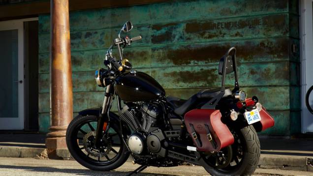 Yamaha Star Bolt na cor preta com acessórios | <a href="https://preprod.quatrorodas.abril.com.br/moto/noticias/yamaha-lanca-custom-star-bolt-eua-735965.shtml" rel="migration">Leia mais</a> Yamaha Star Bolt na cor preta com acessórios | <a href="https://preprod.quatrorodas.abril.com.br/moto/noticias/yamaha-lanca-custom-star-bolt-eua-735965.shtml" rel="migration">Leia mais</a>