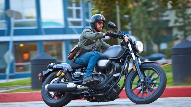 Yamaha Star Bolt R-Spec também está disponível na cor cinza fosco | <a href="https://preprod.quatrorodas.abril.com.br/moto/noticias/yamaha-lanca-custom-star-bolt-eua-735965.shtml" rel="migration">Leia mais</a> Yamaha Star Bolt R-Spec também está disponível na cor cinza fosco | <a href="https://preprod.quatrorodas.abril.com.br/moto/noticias/yamaha-lanca-custom-star-bolt-eua-735965.shtml" rel="migration">Leia mais</a>