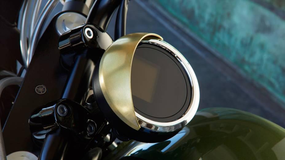 Apesar do visual clássico, a Yamaha Star Bolt conta com painel digital | <a href="https://preprod.quatrorodas.abril.com.br/moto/noticias/yamaha-lanca-custom-star-bolt-eua-735965.shtml" rel="migration">Leia mais</a>