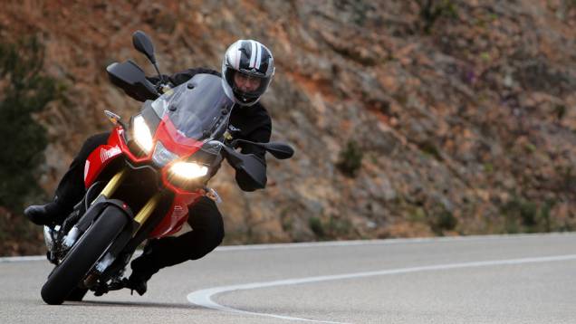 Conheça a Aprilia Caponord 1200 2013 | <a href="https://preprod.quatrorodas.abril.com.br/moto/noticias/conheca-aprilia-caponord-1200-2013-736522.shtml" rel="migration">Leia mais</a> Conheça a Aprilia Caponord 1200 2013 | <a href="https://preprod.quatrorodas.abril.com.br/moto/noticias/conheca-aprilia-caponord-1200-2013-736522.shtml" rel="migration">Leia mais</a>