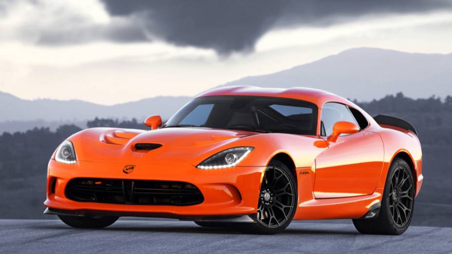 Motor 8.4 V10 permanece inalterado, com 640 cv e 83 mkgf de torque | <a href="https://preprod.quatrorodas.abril.com.br/saloes/new-york/2013/srt-viper-ta-737273.shtml" rel="migration">Leia mais</a>