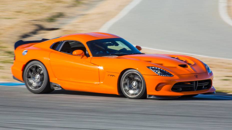 Nova suspens&atilde;o faz parte do upgrade do modelo | <a href="https://preprod.quatrorodas.abril.com.br/saloes/new-york/2013/srt-viper-ta-737273.shtml" rel="migration">Leia mais</a>