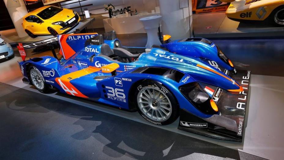 A Alpine revelou nesta sexta-feira (22) o A 450 (n&ordm;36), modelo com o qual marcar&aacute; seu retorno &agrave;s provas de endurance | <a href="%20https://preprod.quatrorodas.abril.com.br/noticias/fabricantes/alpine-revela-no36-736828.shtml" rel="migration">Leia mais</a>