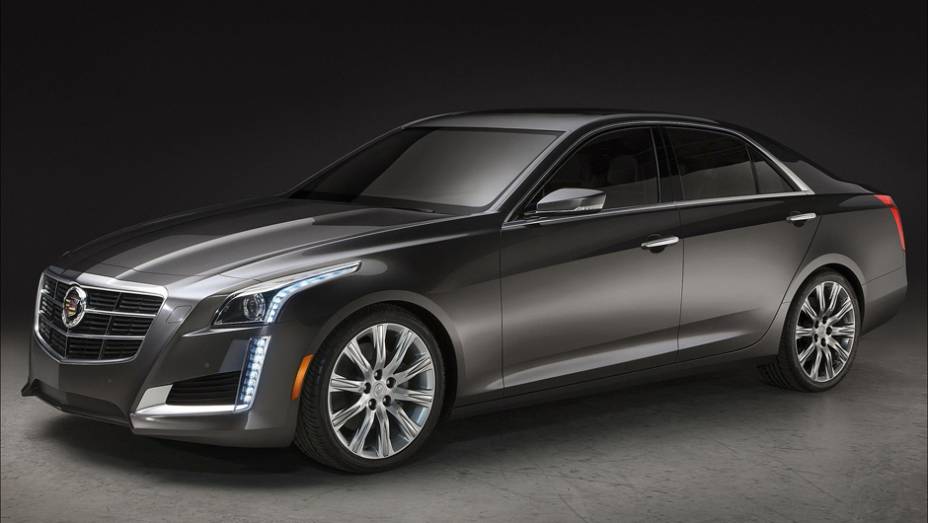 A Cadillac divulgou as primeiras informações referentes à atualização do sedã CTS | <a href="%20https://preprod.quatrorodas.abril.com.br/saloes/new-york/2013//cadillac-cts-736986.shtml" rel="migration">Leia mais</a>