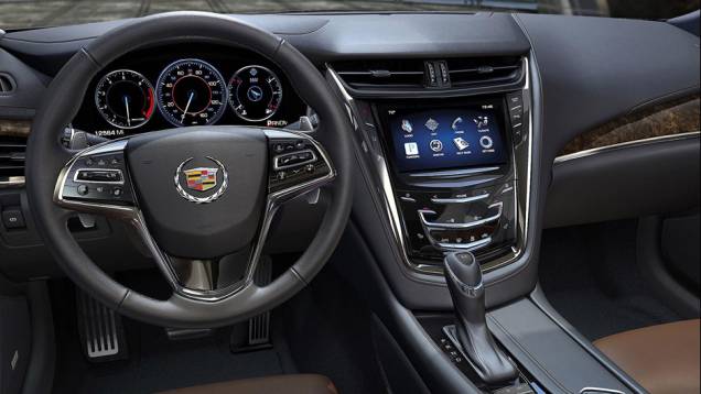 A unidade entrega 420 cavalos de potência e 59,4 kgfm de torque | <a href="https://preprod.quatrorodas.abril.com.br/saloes/new-york/2013//cadillac-cts-736986.shtml" rel="migration">Leia mais</a> A unidade entrega 420 cavalos de potência e 59,4 kgfm de torque | <a href="https://preprod.quatrorodas.abril.com.br/saloes/new-york/2013//cadillac-cts-736986.shtml" rel="migration">Leia mais</a>