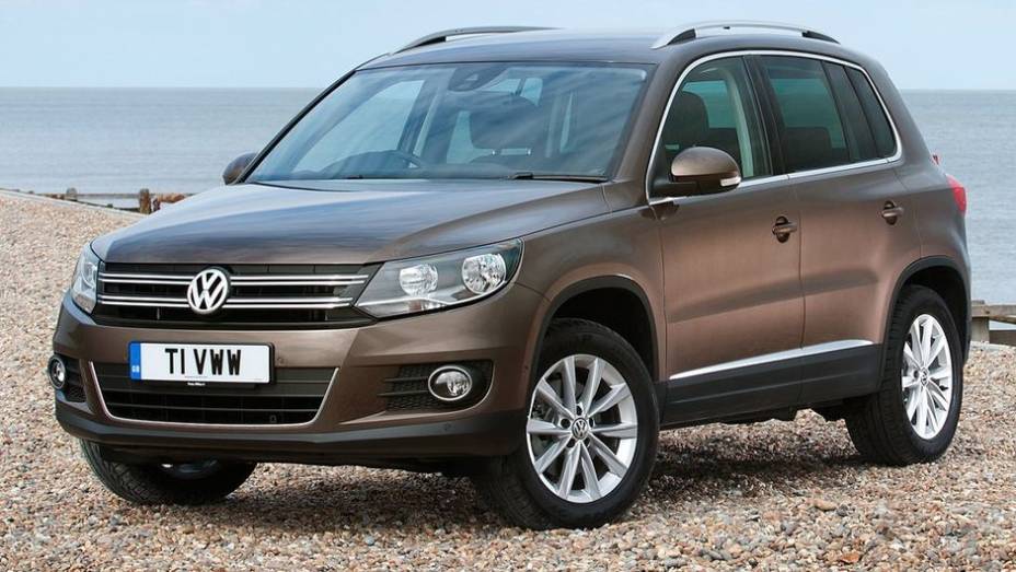 3º - VW Tiguan - Unidades vendidas mundialmente em 2012: 429.013 - Unidades vendidas no Brasil em 2012: 4.479 | <a href="%20https://preprod.quatrorodas.abril.com.br/noticias/mercado/honda-cr-v-suv-mais-vendido-mundo-2012-737748.shtml" rel="migration">Leia mais</a>