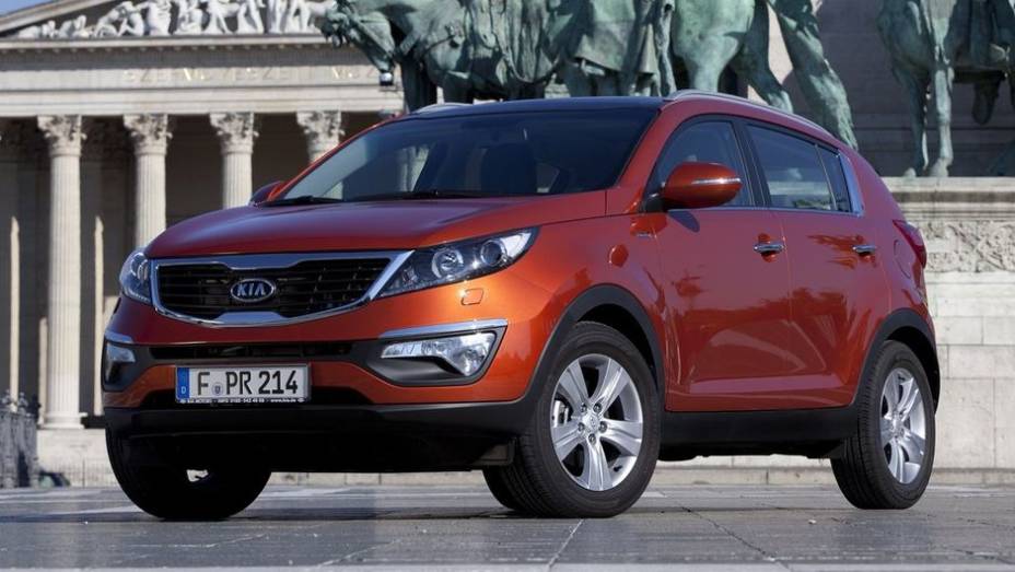 6º - Kia Sportage - Unidades vendidas mundialmente em 2012: 387.142 - Unidades vendidas no Brasil em 2012: 9.137 | <a href="%20https://preprod.quatrorodas.abril.com.br/noticias/mercado/honda-cr-v-suv-mais-vendido-mundo-2012-737748.shtml" rel="migration">Leia mais</a>