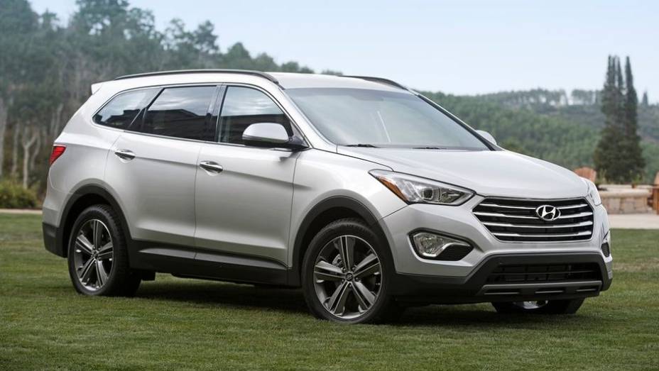 10º - Hyundai Santa Fe - Unidades vendidas mundialmente em 2012: 237.562 - Unidades vendidas no Brasil em 2012: 4.440 | <a href="%20https://preprod.quatrorodas.abril.com.br/noticias/mercado/honda-cr-v-suv-mais-vendido-mundo-2012-737748.shtml" rel="migration">Leia mais</a>