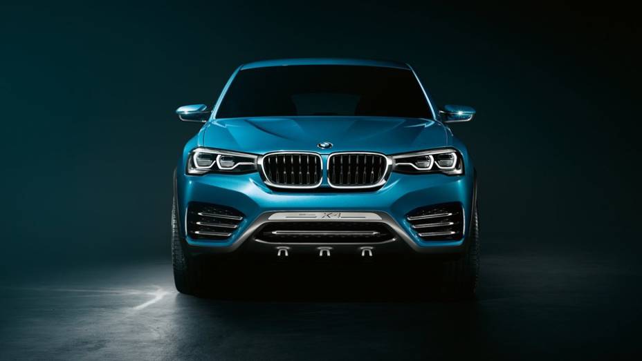 Na dianteira, far&oacute;is contam com luzes de LED e a grade tem perfil proeminente | <a href="%20https://preprod.quatrorodas.abril.com.br/saloes/xangai/2013/bmw-x4-concept-738669.shtml" rel="migration">Leia mais</a>