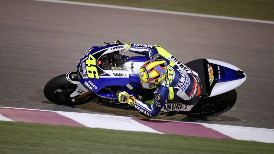 Valentino Rossi (Yamaha Factory Racing) ficou com o segundo lugar no Catar | <a href="https://preprod.quatrorodas.abril.com.br/moto/noticias/motogp-jorge-lorenzo-vence-corrida-catar-738020.shtml" rel="migration">Leia mais</a>