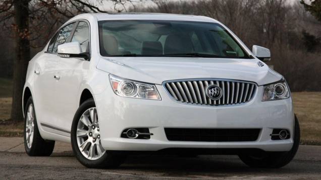 Full-Size - 2013 Buick LaCrosse - Preço inicial nos EUA: US$ 31.660 - Preço inicial no Brasil: não é vendido | <a href="%20https://preprod.quatrorodas.abril.com.br/noticias/mercado/gm-domina-premio-best-cars-for-families-2013-738171.shtml" rel="migration">Leia mais</a> Full-Size - 2013 Buick LaCrosse - Preço inicial nos EUA: US$ 31.660 - Preço inicial no Brasil: não é vendido | <a href="%20https://preprod.quatrorodas.abril.com.br/noticias/mercado/gm-domina-premio-best-cars-for-families-2013-738171.shtml" rel="migration">Leia mais</a>
