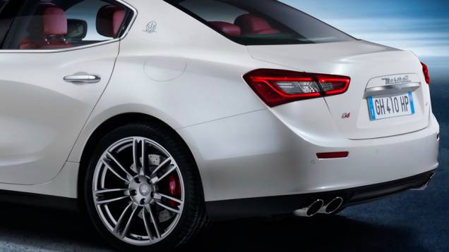 Maserati Ghibli | <a href="https://preprod.quatrorodas.abril.com.br/saloes/xangai/2013/maserati-ghibli-738641.shtml" rel="migration">Leia mais</a> Maserati Ghibli | <a href="https://preprod.quatrorodas.abril.com.br/saloes/xangai/2013/maserati-ghibli-738641.shtml" rel="migration">Leia mais</a>