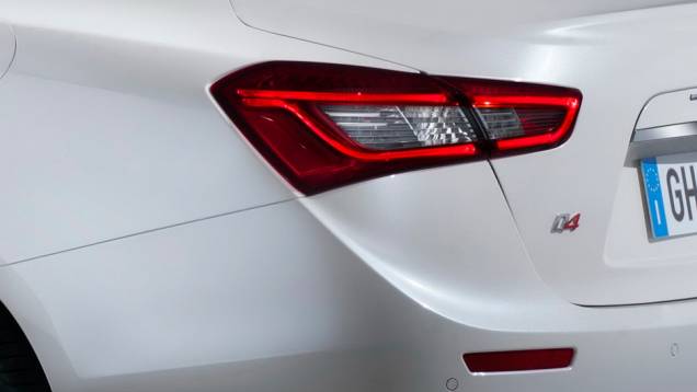 Maserati Ghibli | <a href="https://preprod.quatrorodas.abril.com.br/saloes/xangai/2013/maserati-ghibli-738641.shtml" rel="migration">Leia mais</a> Maserati Ghibli | <a href="https://preprod.quatrorodas.abril.com.br/saloes/xangai/2013/maserati-ghibli-738641.shtml" rel="migration">Leia mais</a>
