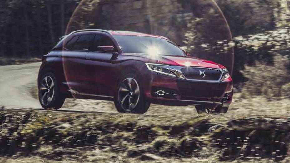 Citroën DS Wild Rubis é o novo membro da linha DS da marca francesa | <a href="https://preprod.quatrorodas.abril.com.br/saloes/xangai/2013/citroen-ds-wild-rubis-738701.shtml" rel="migration">Leia mais</a>