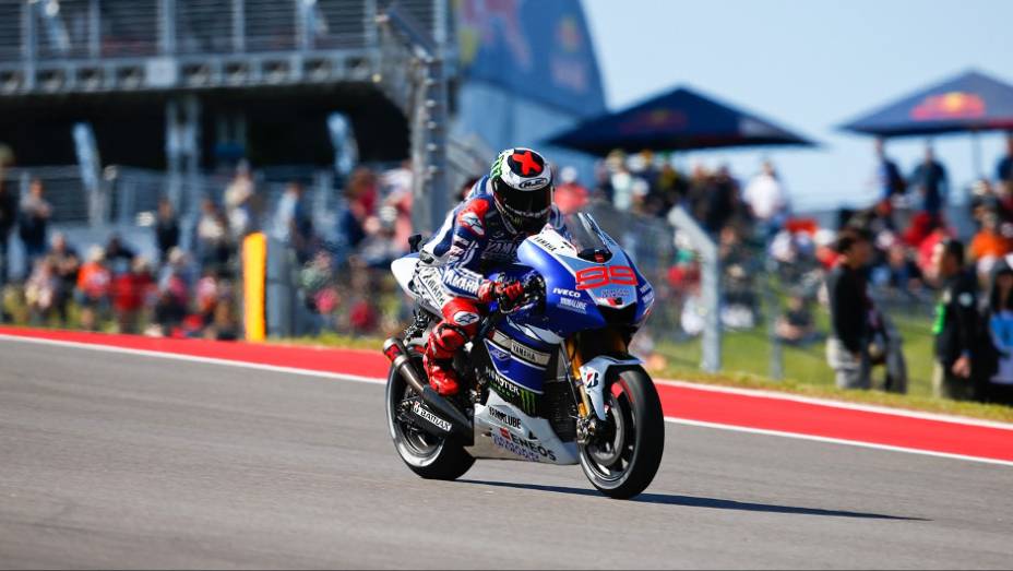 Jorge Lorenzo (Yamha Factory Racing) largará em terceiro | <a href="https://preprod.quatrorodas.abril.com.br/moto/noticias/marquez-faz-1a-pole-carreira-austin-739216.shtml" rel="migration">Leia mais</a>