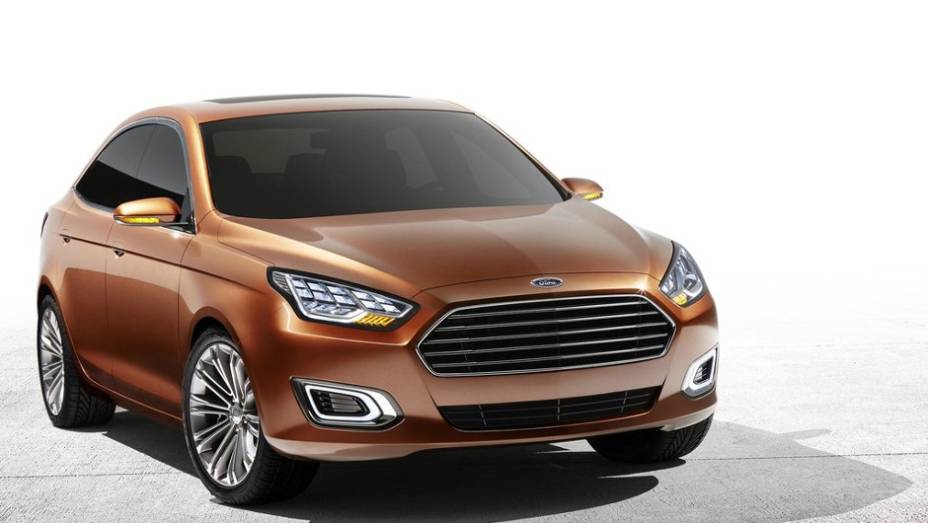 A Ford reviveu o nome Escort com um novo conceito apresentado no Salão de Xangai | <a href="%20https://preprod.quatrorodas.abril.com.br/saloes/xangai/2013/ford-escort-concept-739214.shtml" rel="migration">Leia mais</a>